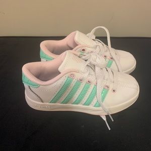 K-Swiss, never worn, excellent condition